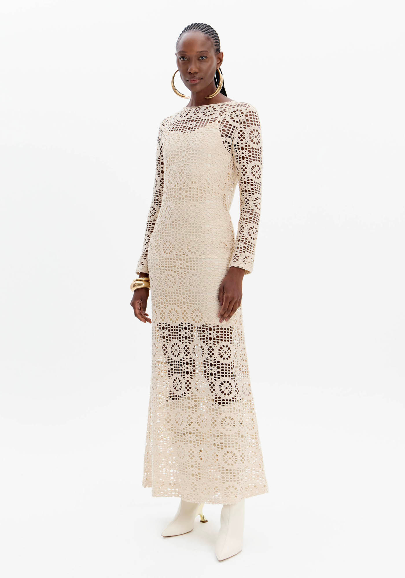 Vestido Super Midi Manga Longa Vazado