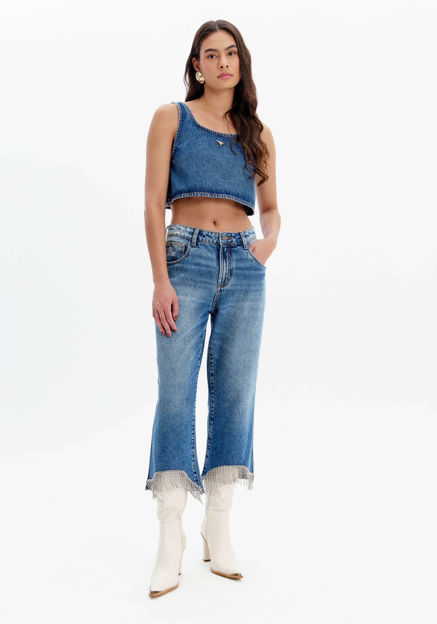 Calça Jeans New Capri Com Franjas Na Barra
