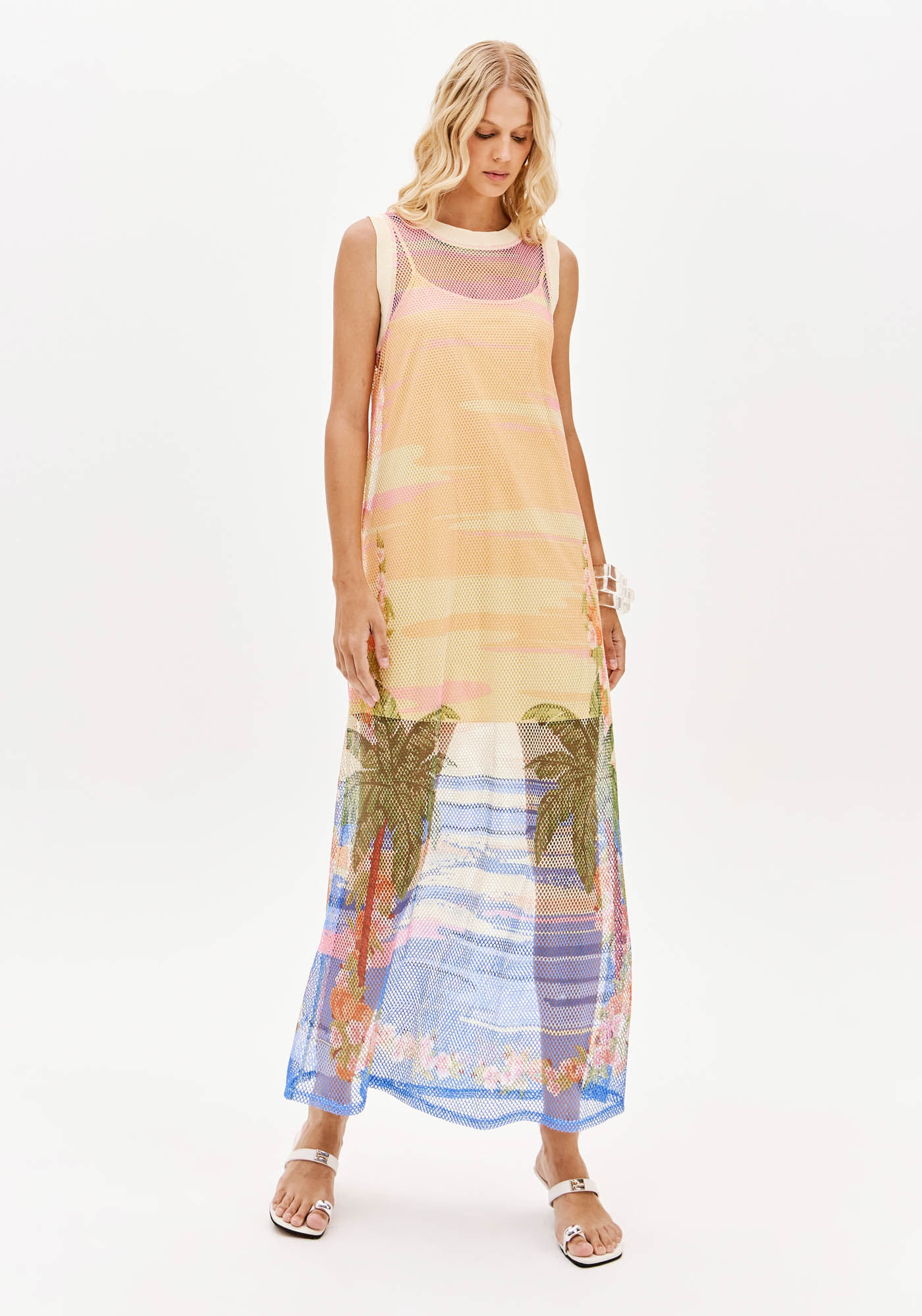 Vestido Super Midi Com Transparência