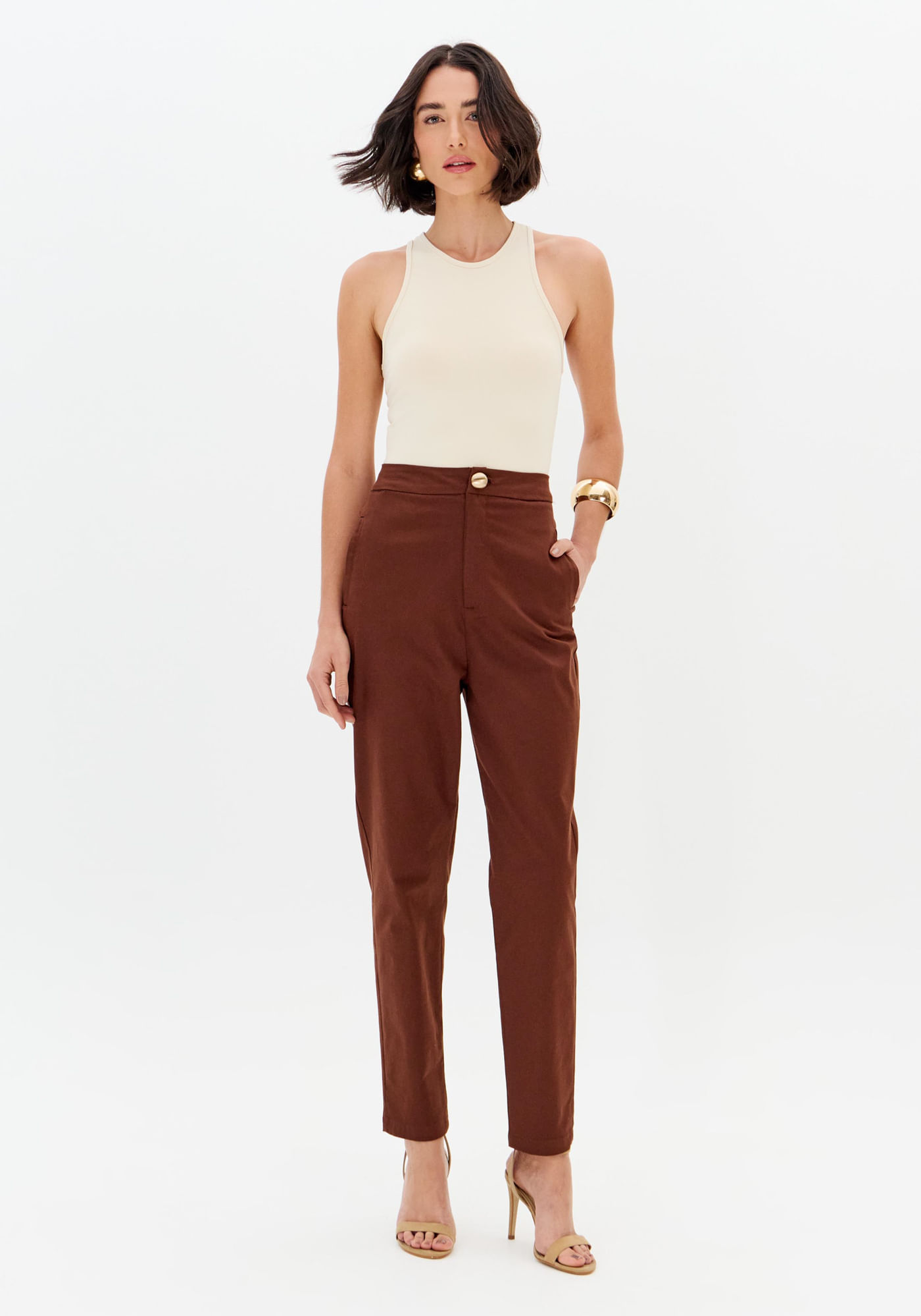 Calça Carrot Com Bolsos