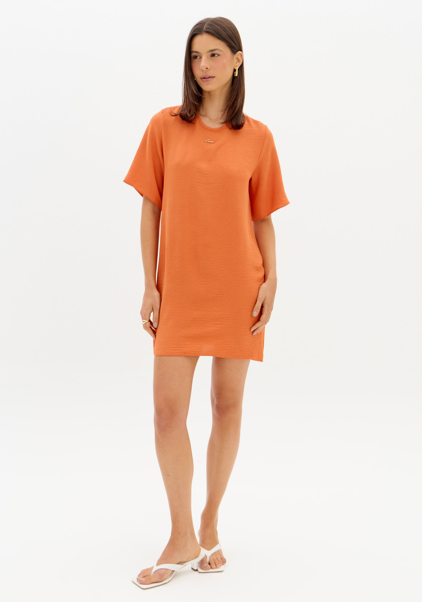 Vestido Curto Mangas Curtas