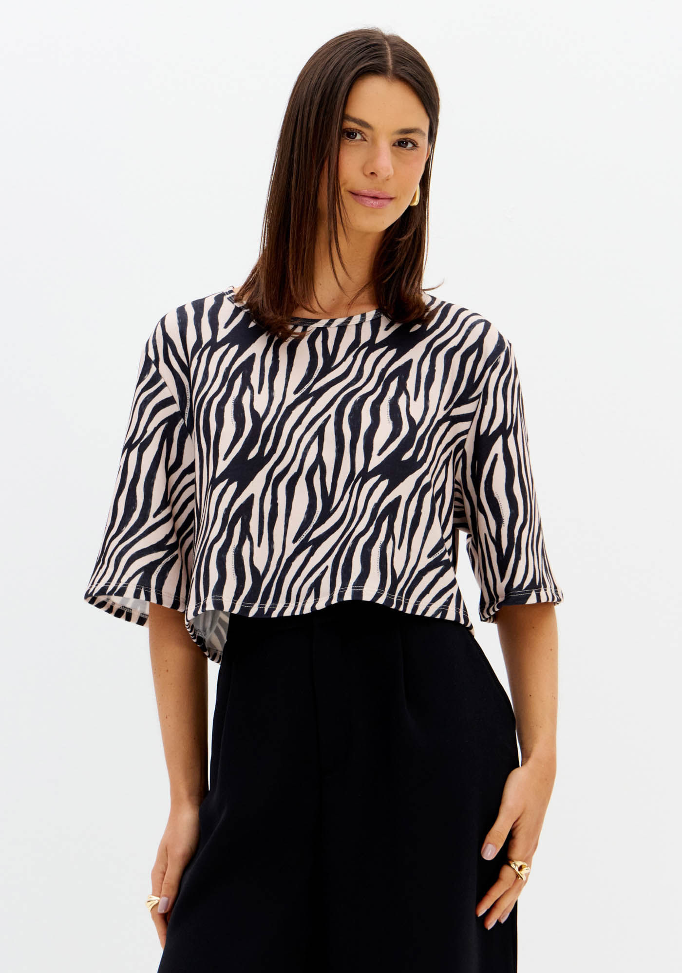 T-shirt Cropped Estampada Oversized