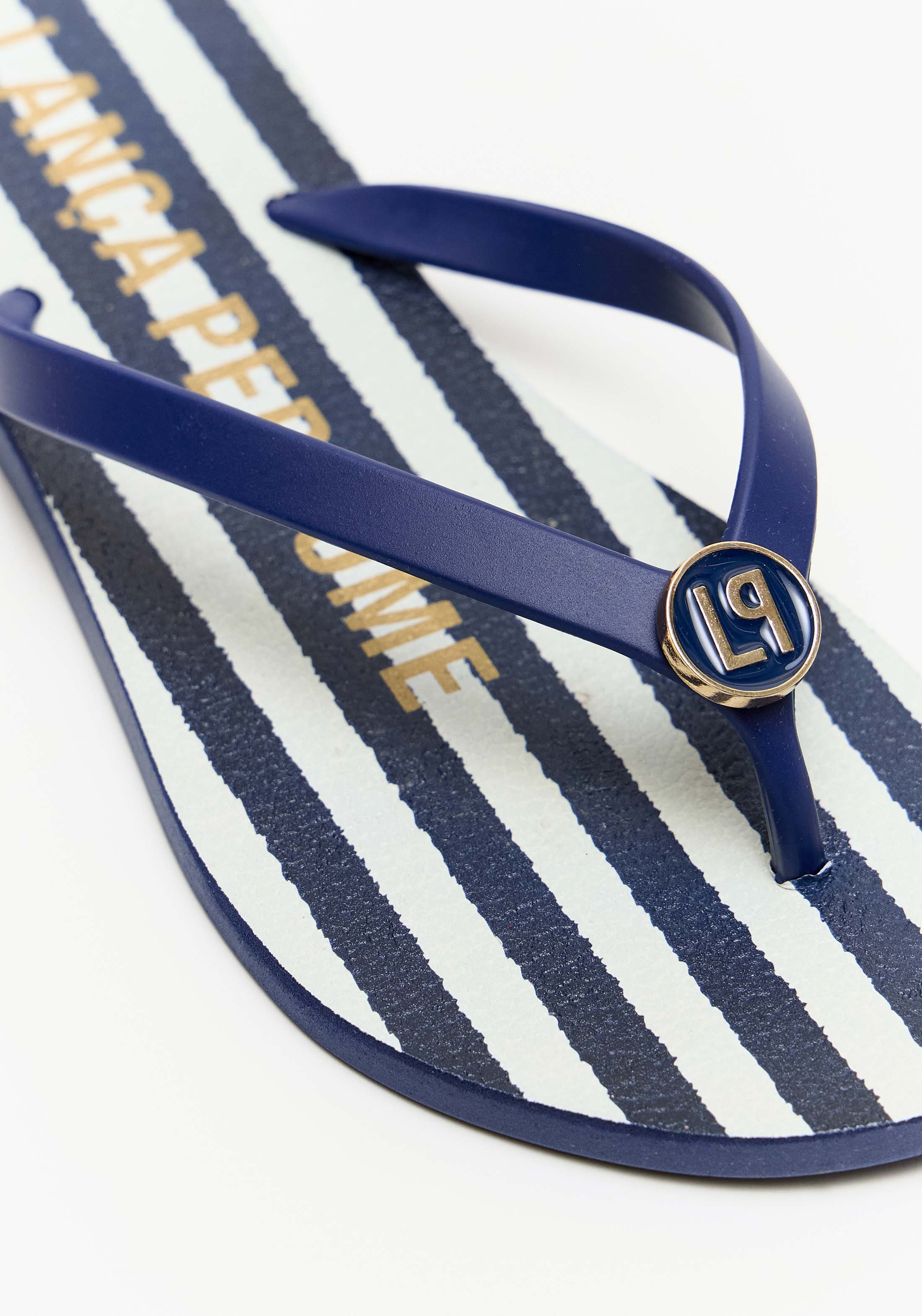 Chinelo Listras com Enfeite
