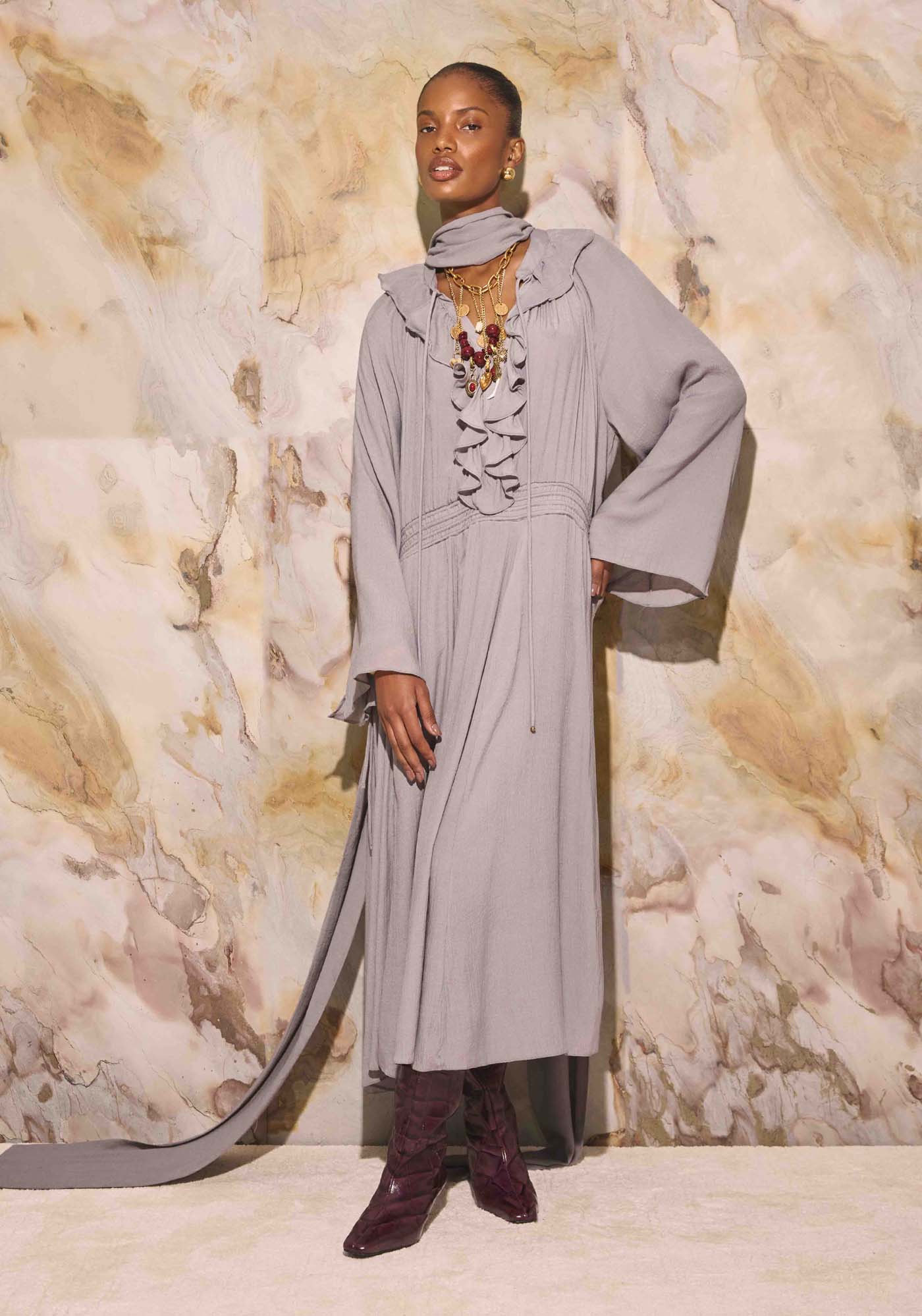 Vestido Amplo Manga Longa
