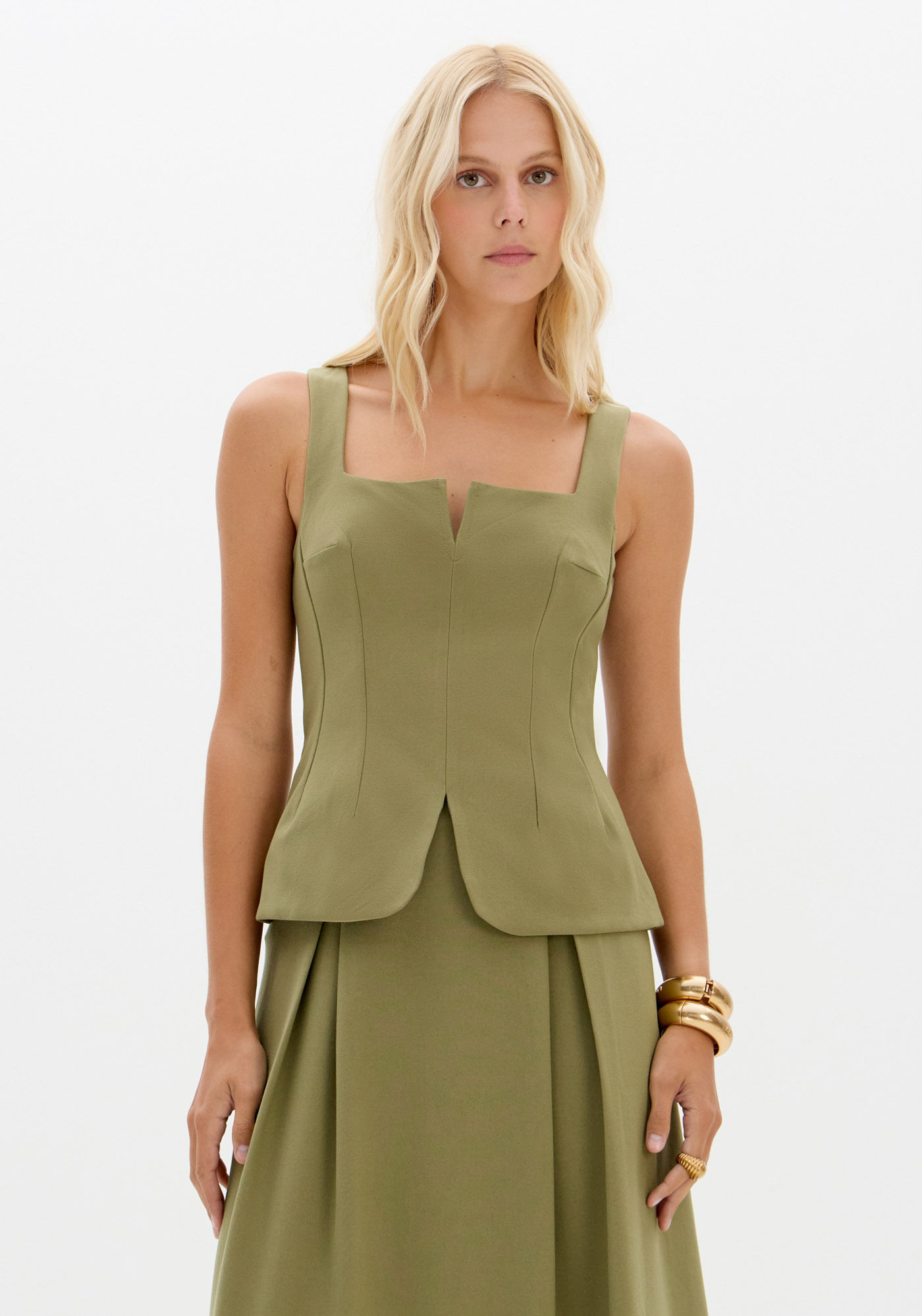 Blusa Sem Mangas Decote Quadrado