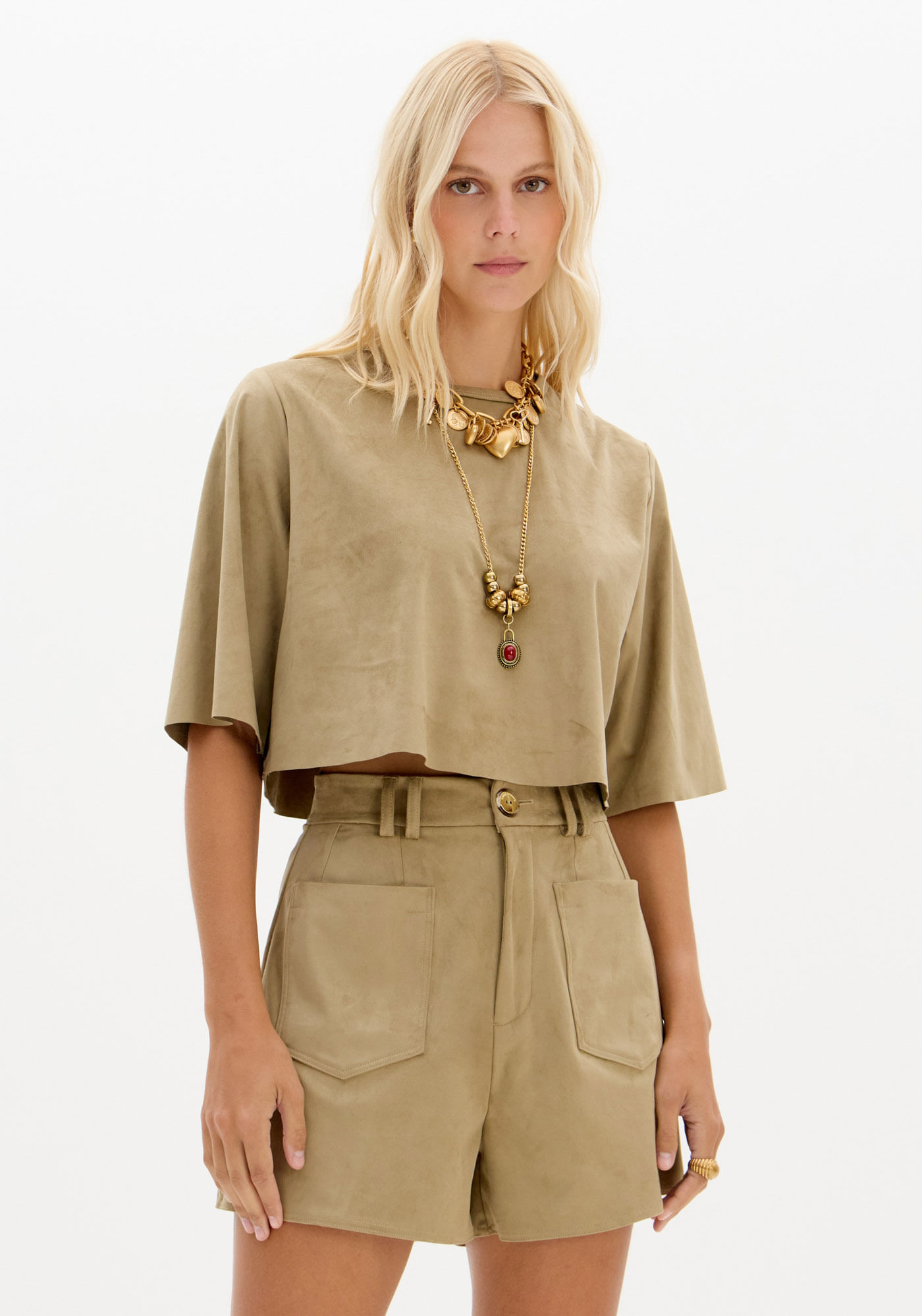 Blusa Solta Com Mangas Curtas