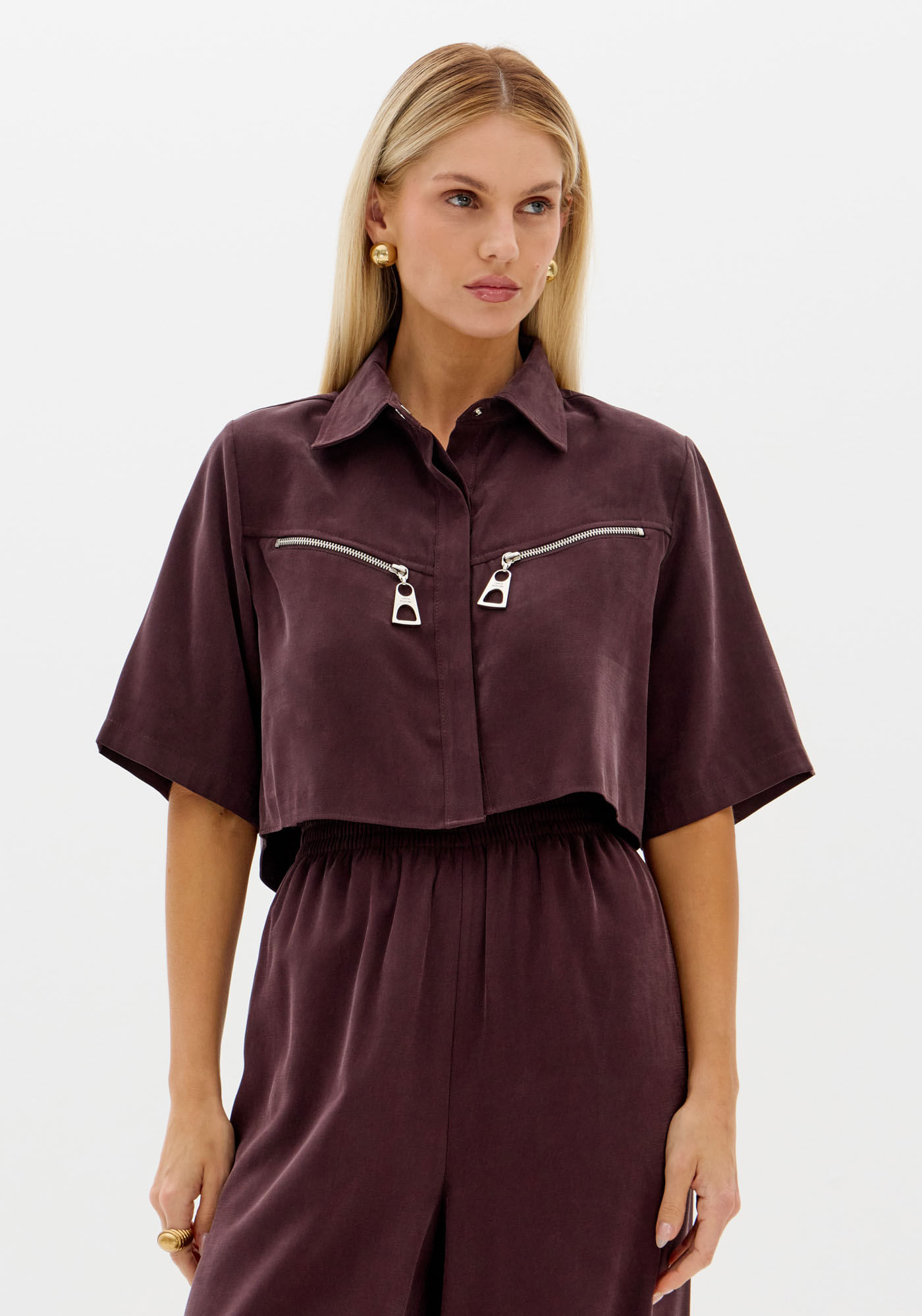 Camisa Cropped Com Manga Curta