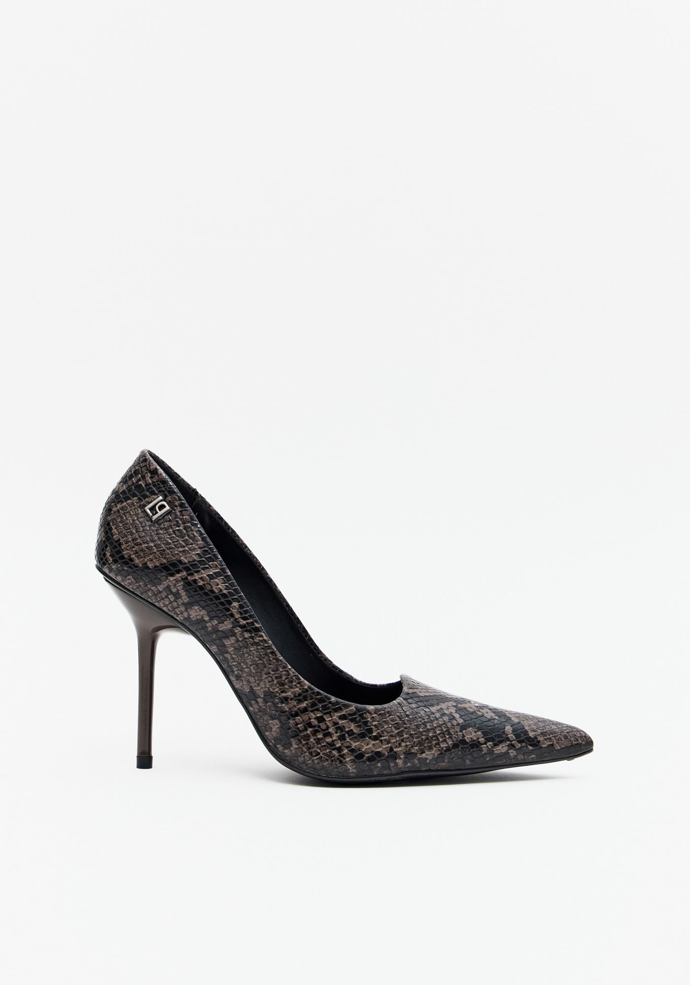 Scarpin Clássico De Couro Bico Fino E Enfeite