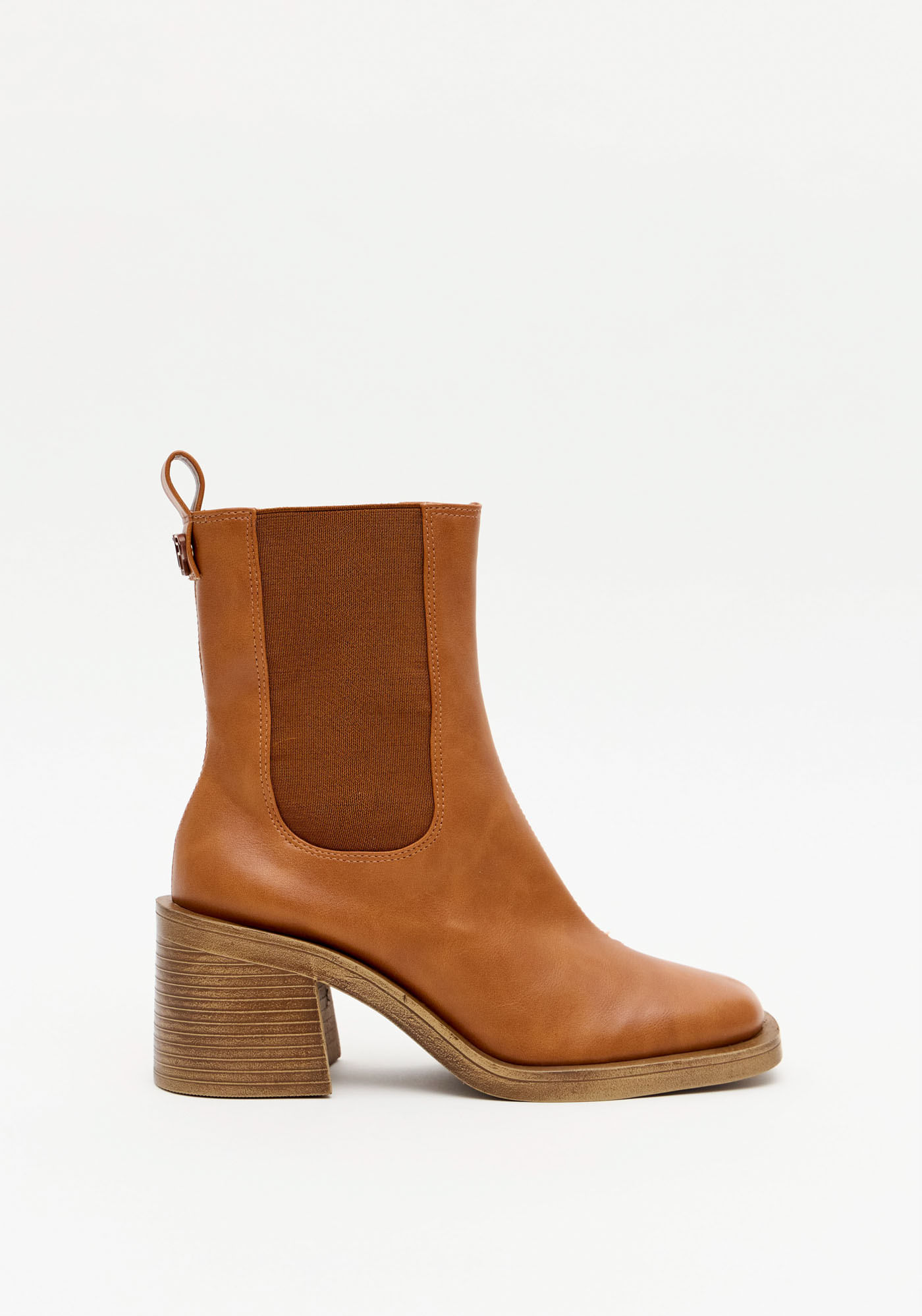 Bota Chelsea Salto Bloco Com Metal