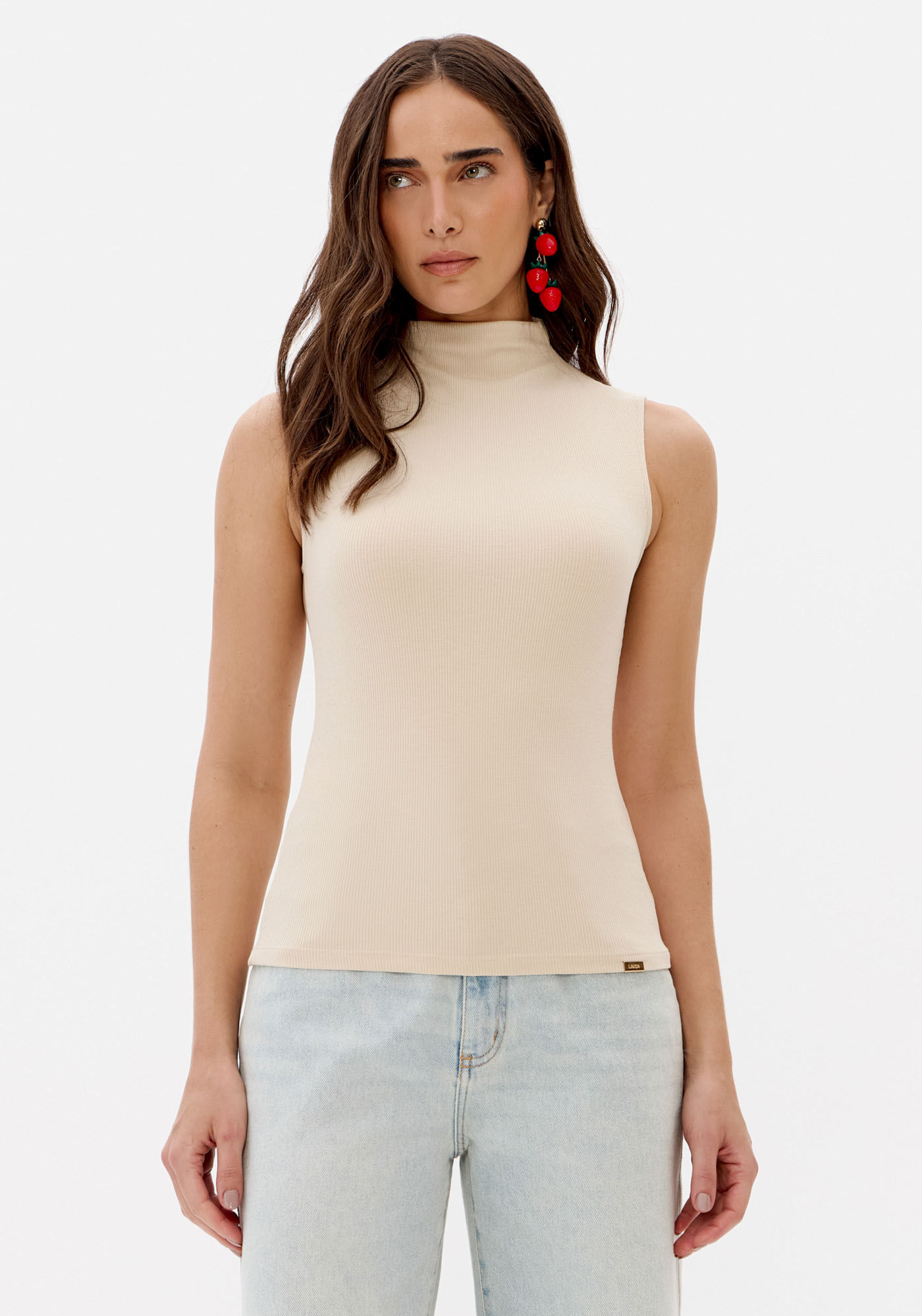 Blusa Canelada Sem Manga Com Gola