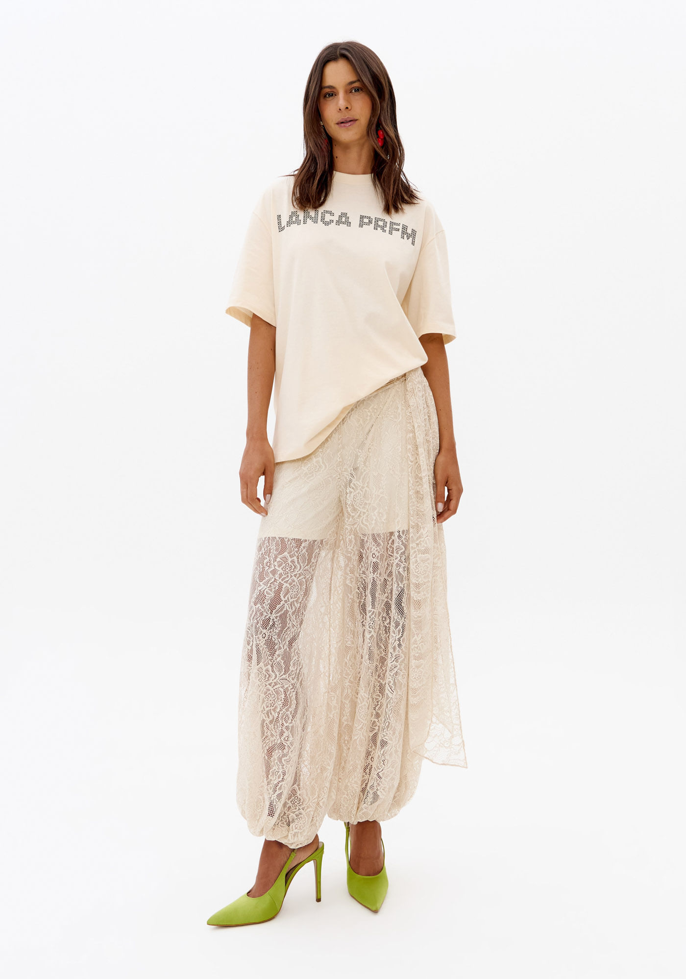 T-Shirt Oversized Com Bordado