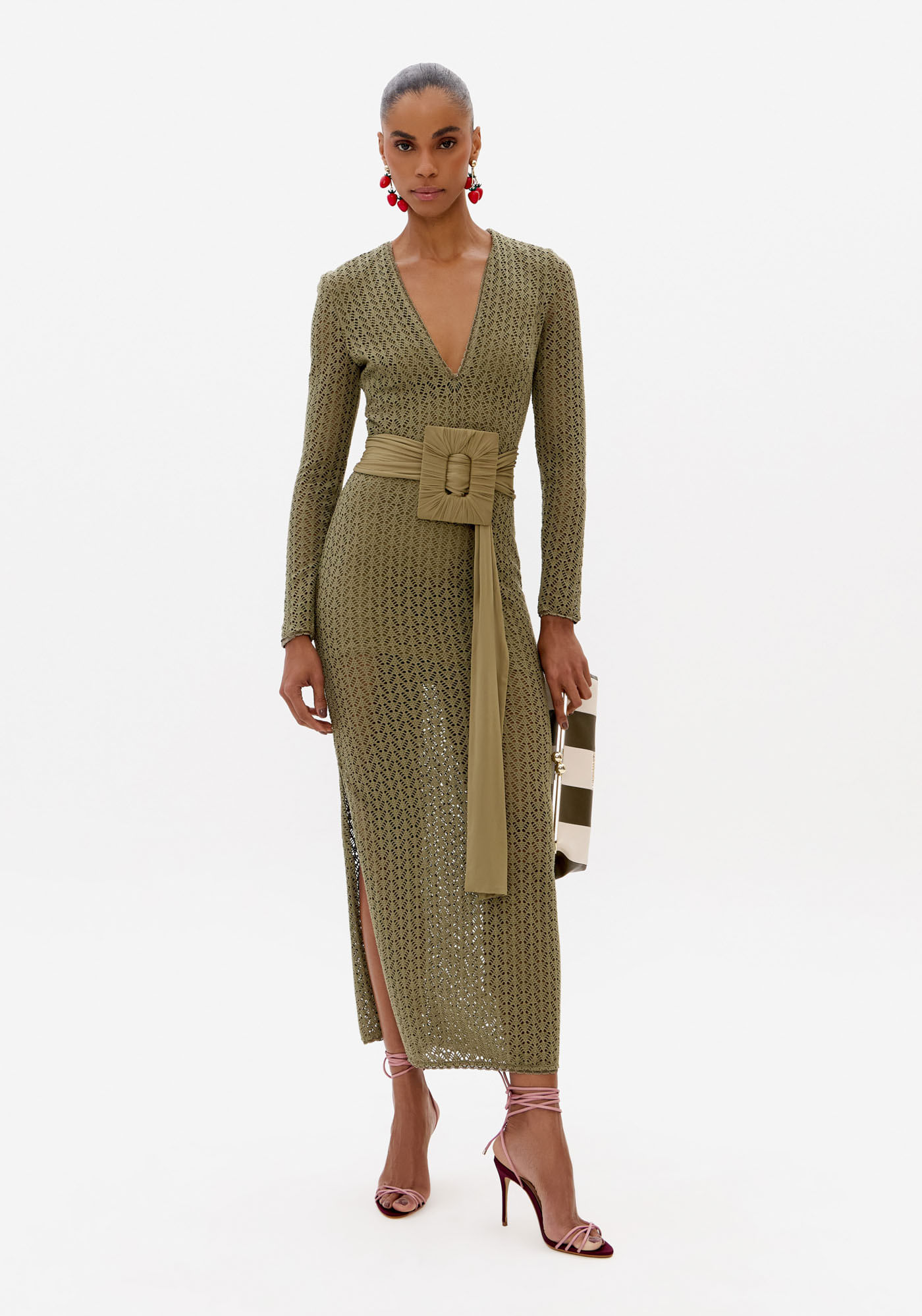 Vestido Justo Super Midi Rendado